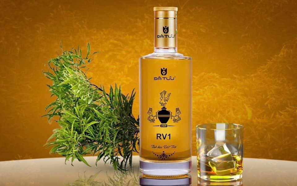 rượu đinh lăng
