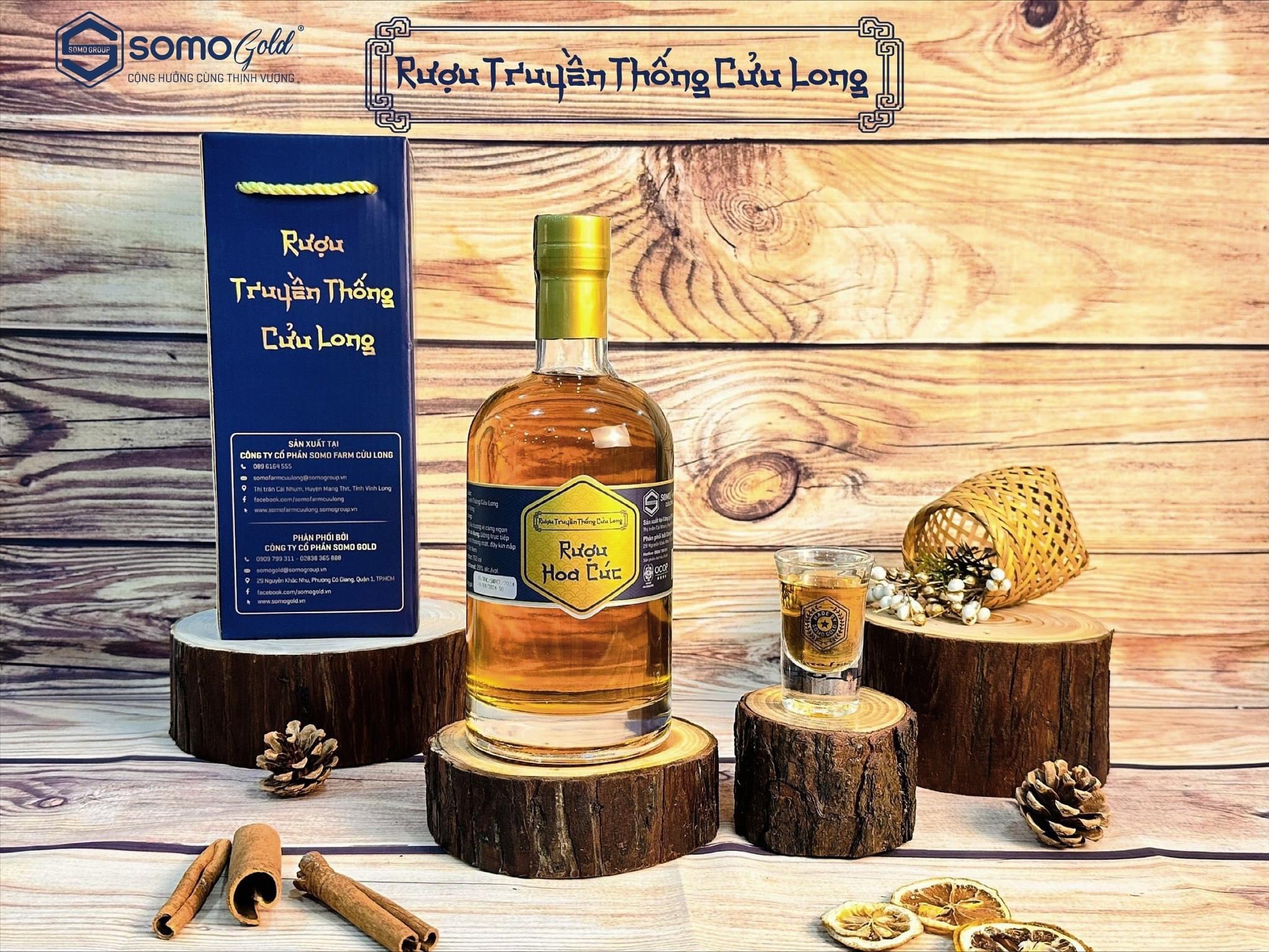rượu hoa cúc chai thuỷ tinh